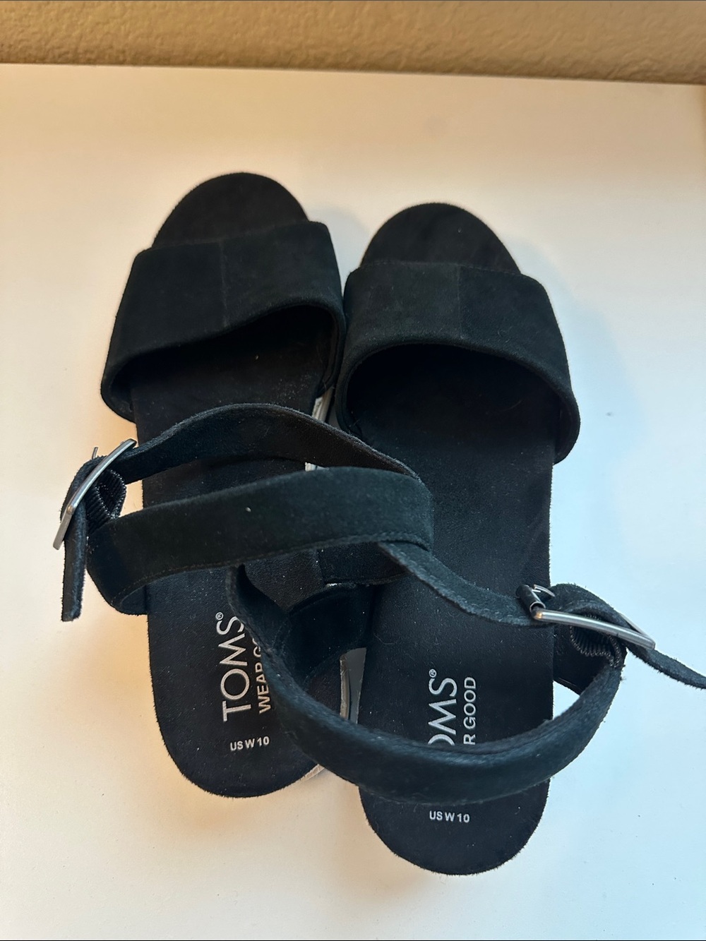 Toms Black Suede Ankle-Strap Platform Comfort Sandals Travel Vacation Size 10 - Picture 2 of 5